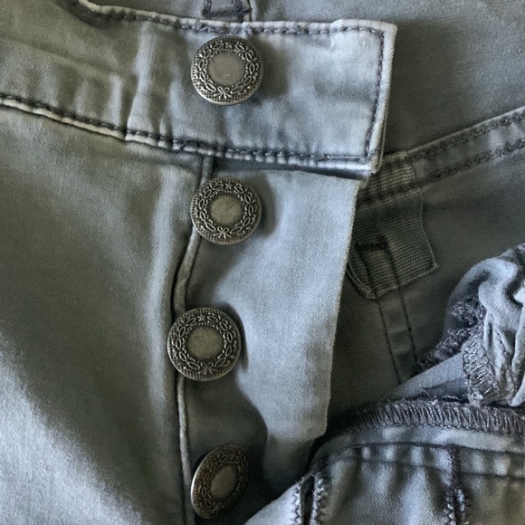 Free People gray flare wide leg high waist stretchy button up COMFY jeans 🌼 - Picture 4 of 10